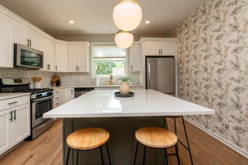 4101 James Avenue N, Minneapolis, MN 55412