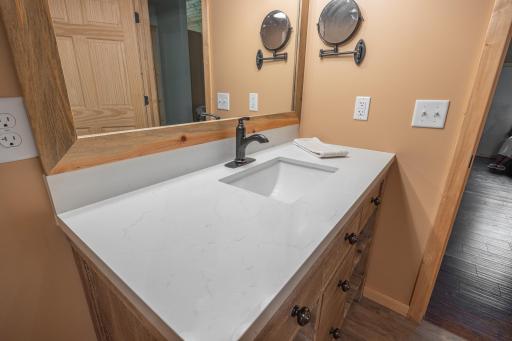 5020 Woodland Drive NW, Hackensack, MN 56452