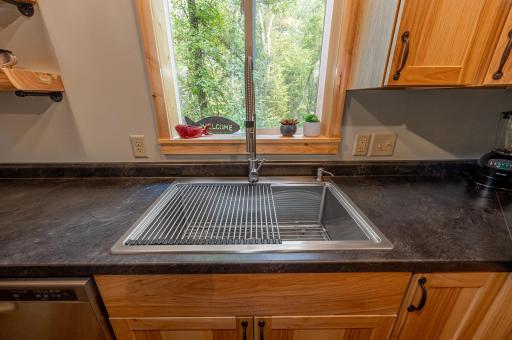 5020 Woodland Drive NW, Hackensack, MN 56452