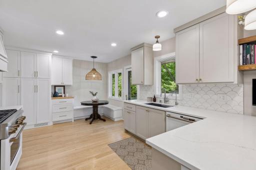 2237 Edgcumbe Road, Saint Paul, MN 55116