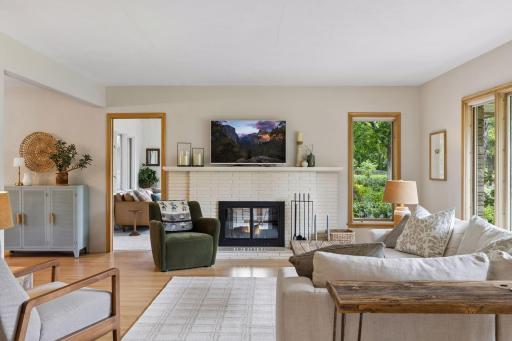 2237 Edgcumbe Road, Saint Paul, MN 55116