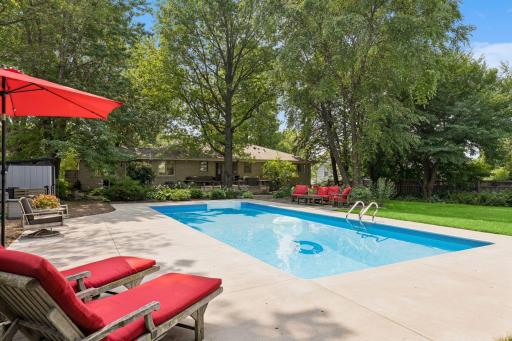 2237 Edgcumbe Road, Saint Paul, MN 55116