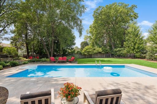 2237 Edgcumbe Road, Saint Paul, MN 55116