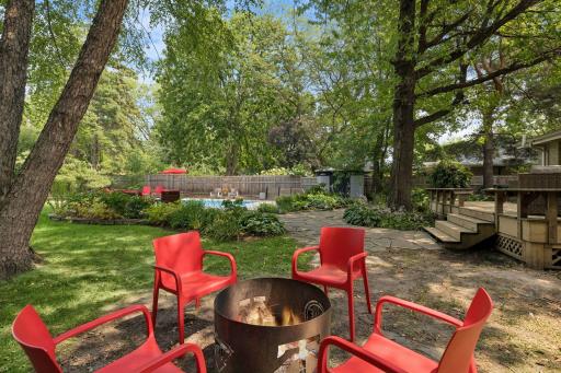 2237 Edgcumbe Road, Saint Paul, MN 55116