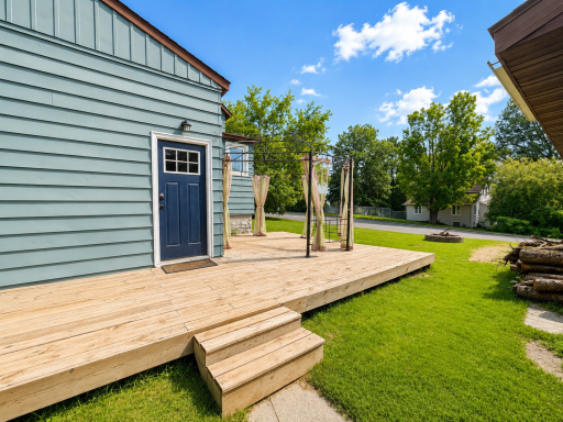 18 Back Deck.png