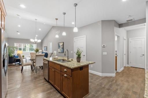 620 Liberty Way, Vadnais Heights, MN 55127