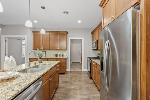 620 Liberty Way, Vadnais Heights, MN 55127
