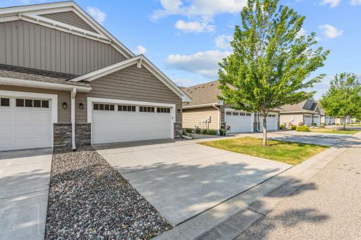 620 Liberty Way, Vadnais Heights, MN 55127