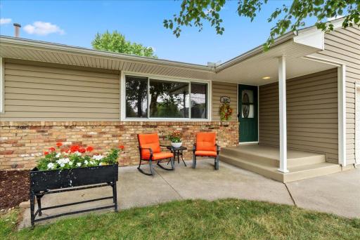 The front patio is super clean and cute, too.