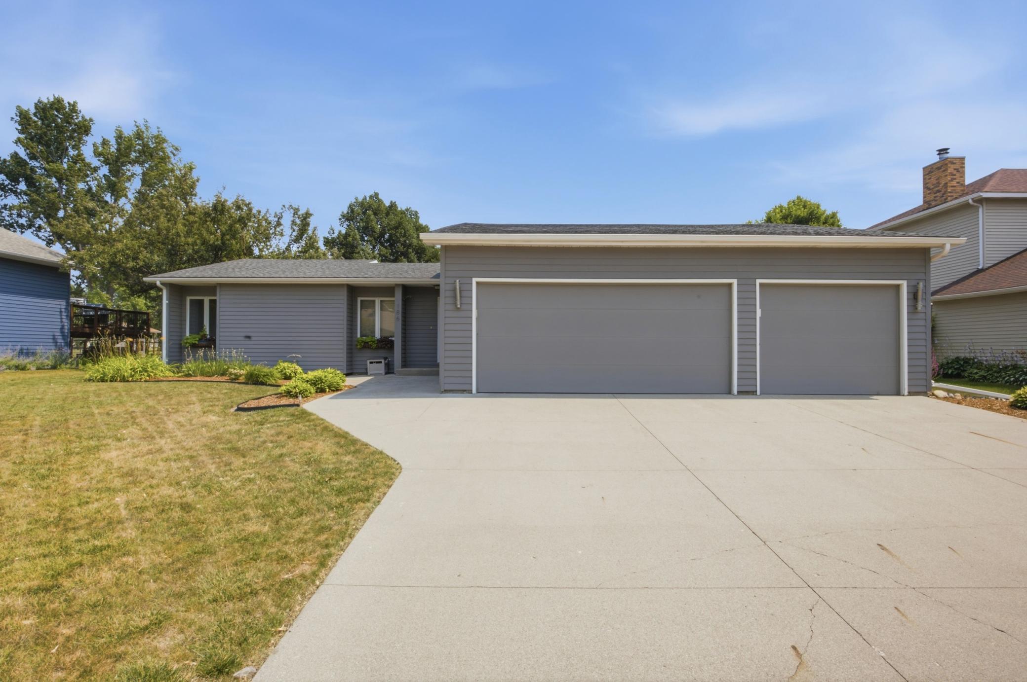 Property photo for 186 Prairiewood Drive S, Fargo, ND 58103