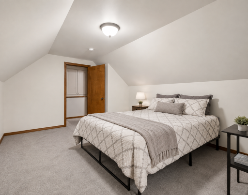 8236 Queen Avenue S, Bloomington, MN 55431