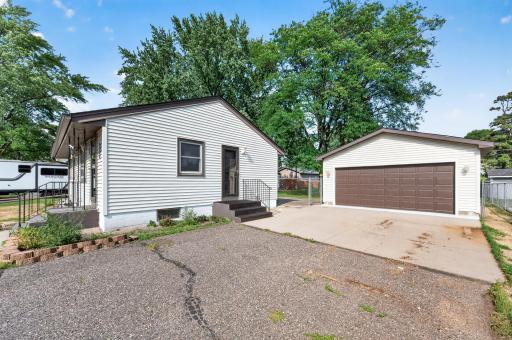 10417 7th Street NE, Minneapolis, MN 55434