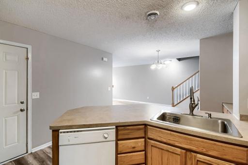 2575 Yellowstone Dr - Web Quality - 015 - 15 Kitchen.jpg