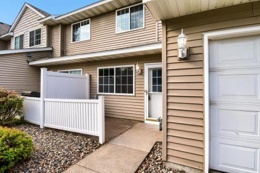 2575 Yellowstone Dr - Web Quality - 001 - 01 Exterior Front.jpg