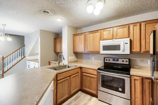 2575 Yellowstone Dr - Web Quality - 014 - 14 Kitchen.jpg