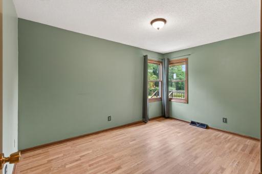 9800 253rd Avenue NE, Stacy, MN 55079