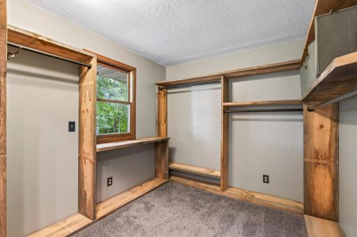 9800 253rd Avenue NE, Stacy, MN 55079