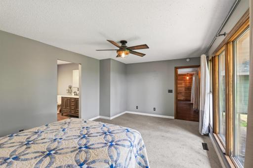 9800 253rd Avenue NE, Stacy, MN 55079