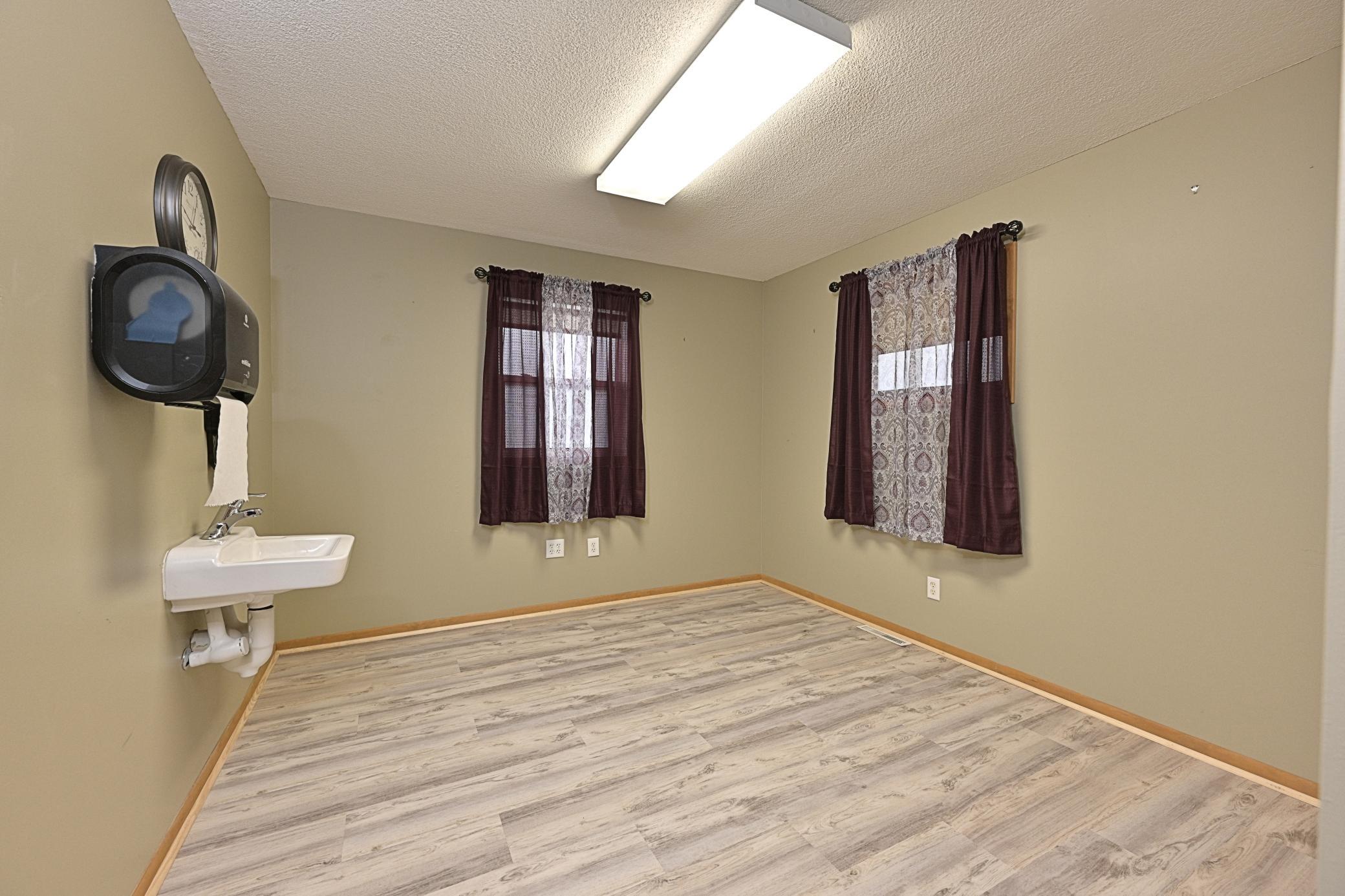 Main level room 2
