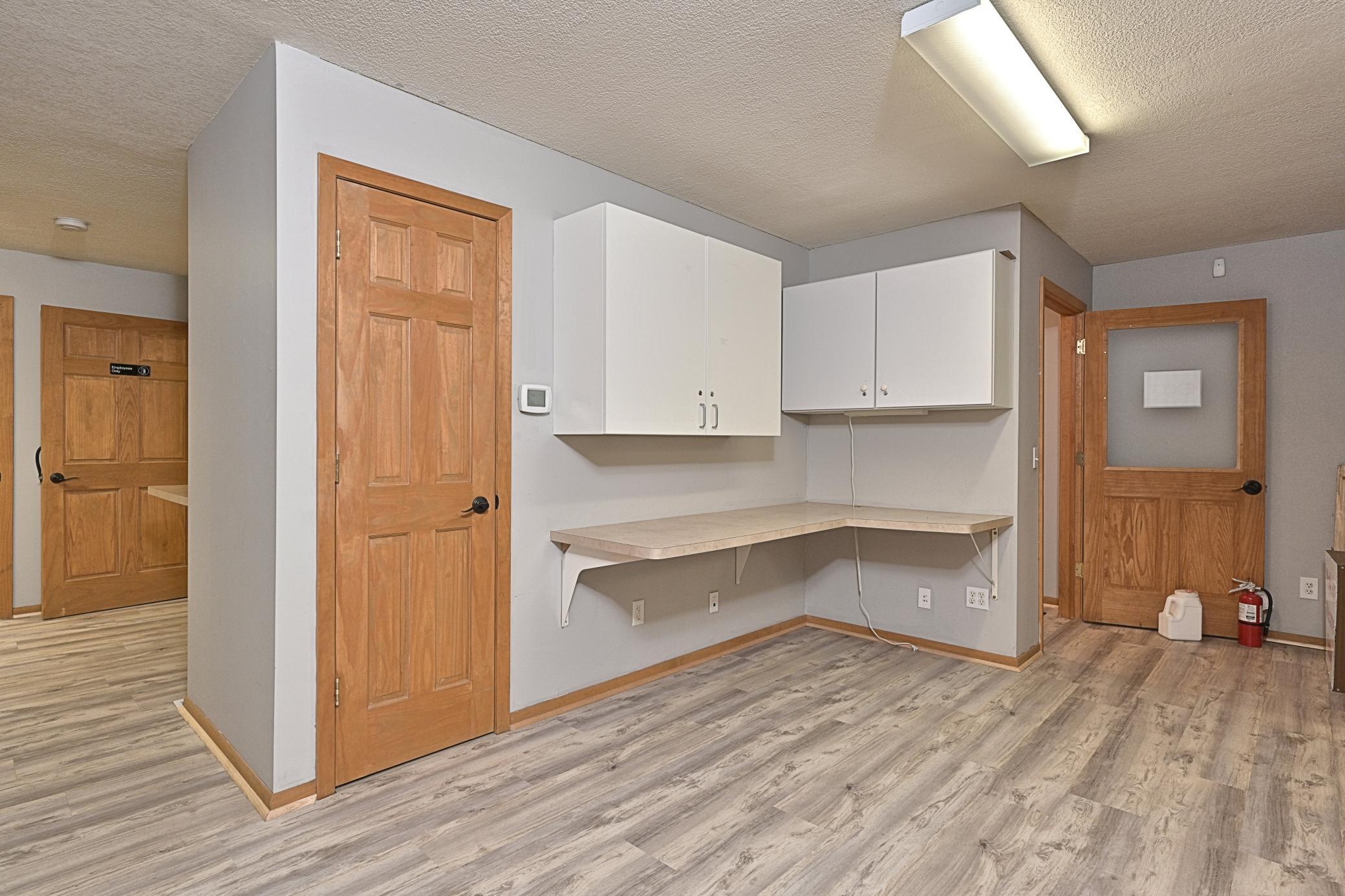 Main level multi-access room