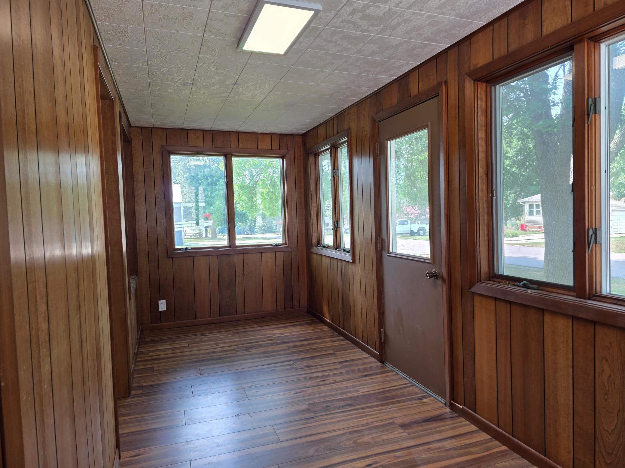 3 season porch