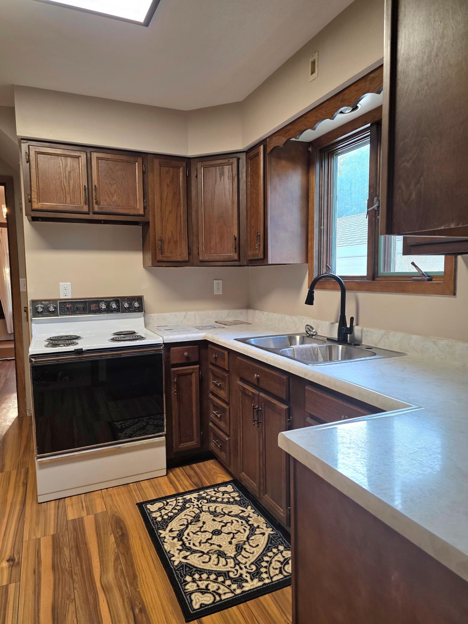 Ample cupboards in the kitchen