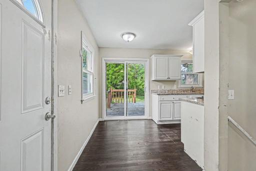 5931 Zenith Avenue N, Brooklyn Center, MN 55429