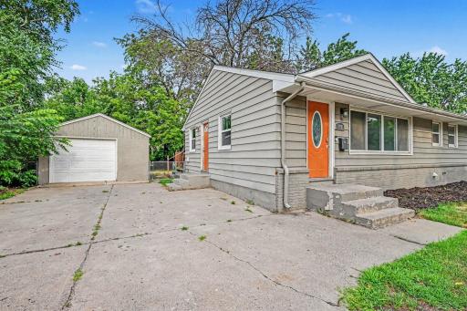 5931 Zenith Avenue N, Brooklyn Center, MN 55429