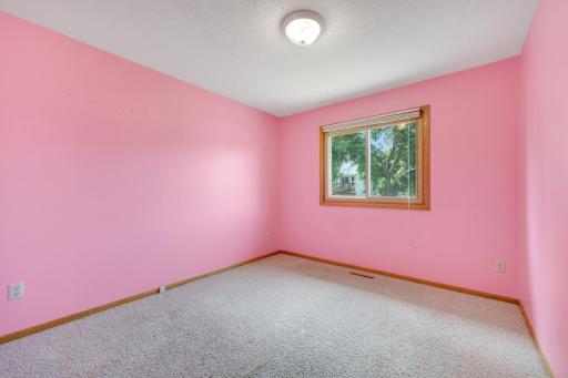 12601 92nd Place N, Maple Grove, MN 55369