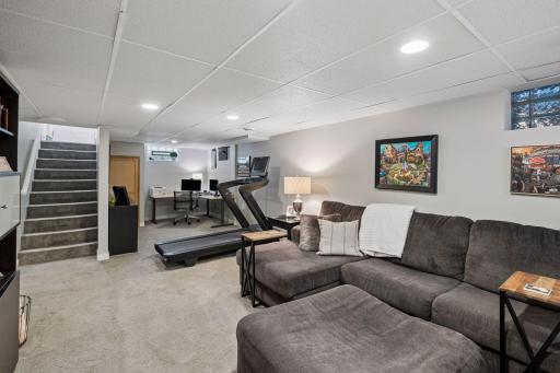 1581 Griggs Street N, Saint Paul, MN 55108