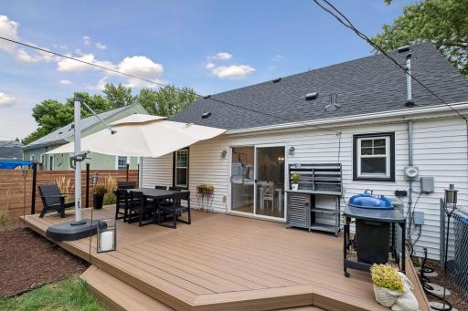 1581 Griggs Street N, Saint Paul, MN 55108