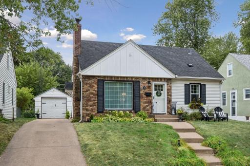 1581 Griggs Street N, Saint Paul, MN 55108