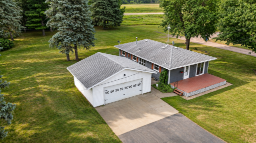 2311 334th Lane NE, Cambridge, MN 55008
