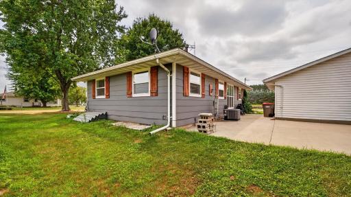 2311 334th Lane NE, Cambridge, MN 55008
