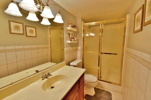 Lower Level 3/4 Bath
