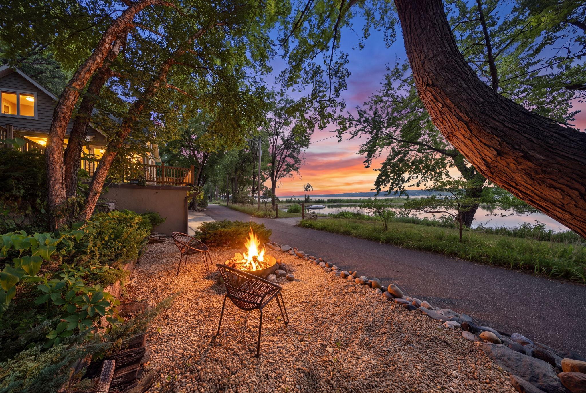 Just a short walk to downtown Hudson and minutes from I 94 for easy commuting, the location is as impressive as the setting. Don’t miss your opportunity to experience St. Croix River living at its finest.