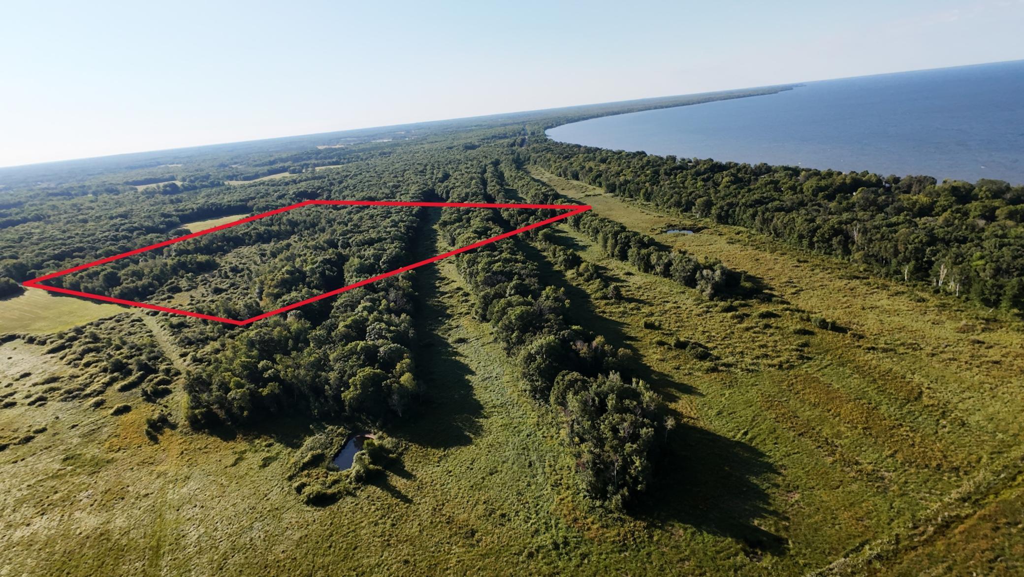 Approximate Lot Lines Looking SE