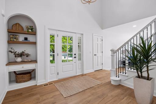 5804 Schaefer Road, Edina, MN 55436
