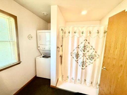 819 E Meadow Lane, Redwood Falls, MN 56283