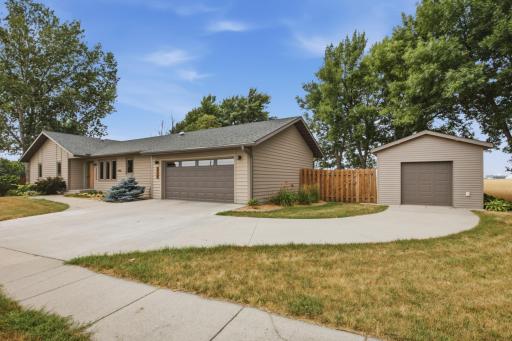 3950 10th Street N, Fargo, ND 58102