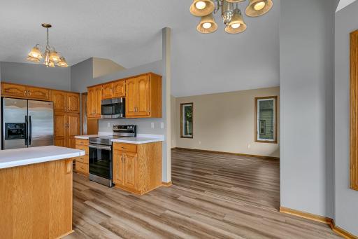 33 8th Avenue N, Waite Park, MN 56387