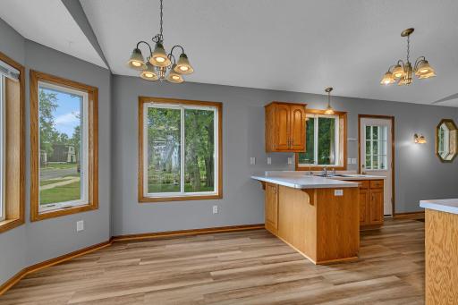 33 8th Avenue N, Waite Park, MN 56387