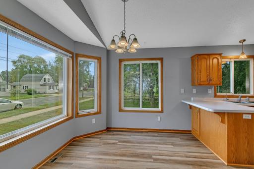 33 8th Avenue N, Waite Park, MN 56387