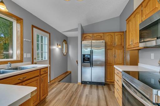 33 8th Avenue N, Waite Park, MN 56387