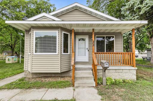 33 8th Avenue N, Waite Park, MN 56387