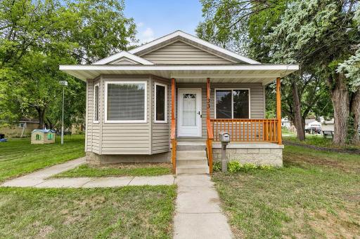 33 8th Avenue N, Waite Park, MN 56387