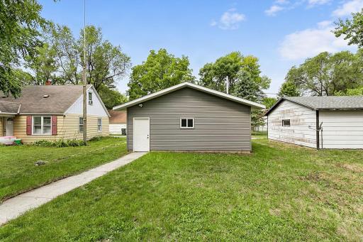33 8th Avenue N, Waite Park, MN 56387