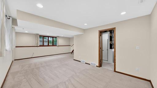 3 bed 2 bath home for sale 1716 8th Ave SE Rochester MN 55904