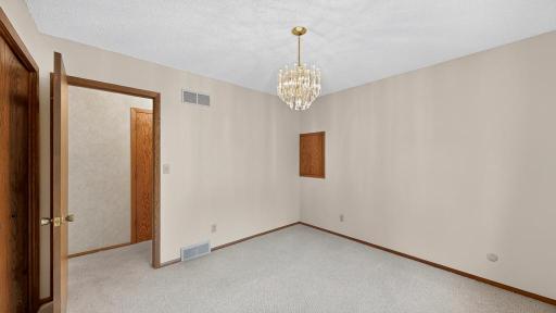 3 bed 2 bath home for sale 1716 8th Ave SE Rochester MN 55904