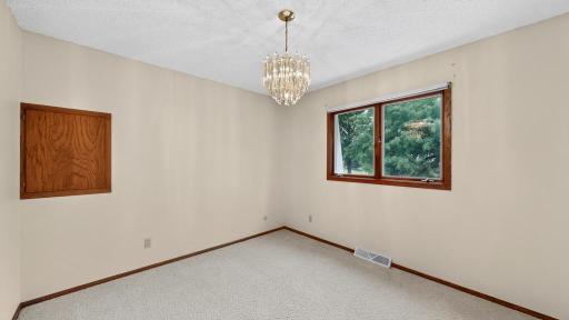 3 bed 2 bath home for sale 1716 8th Ave SE Rochester MN 55904